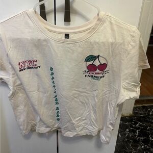 Cropped graphic shirt